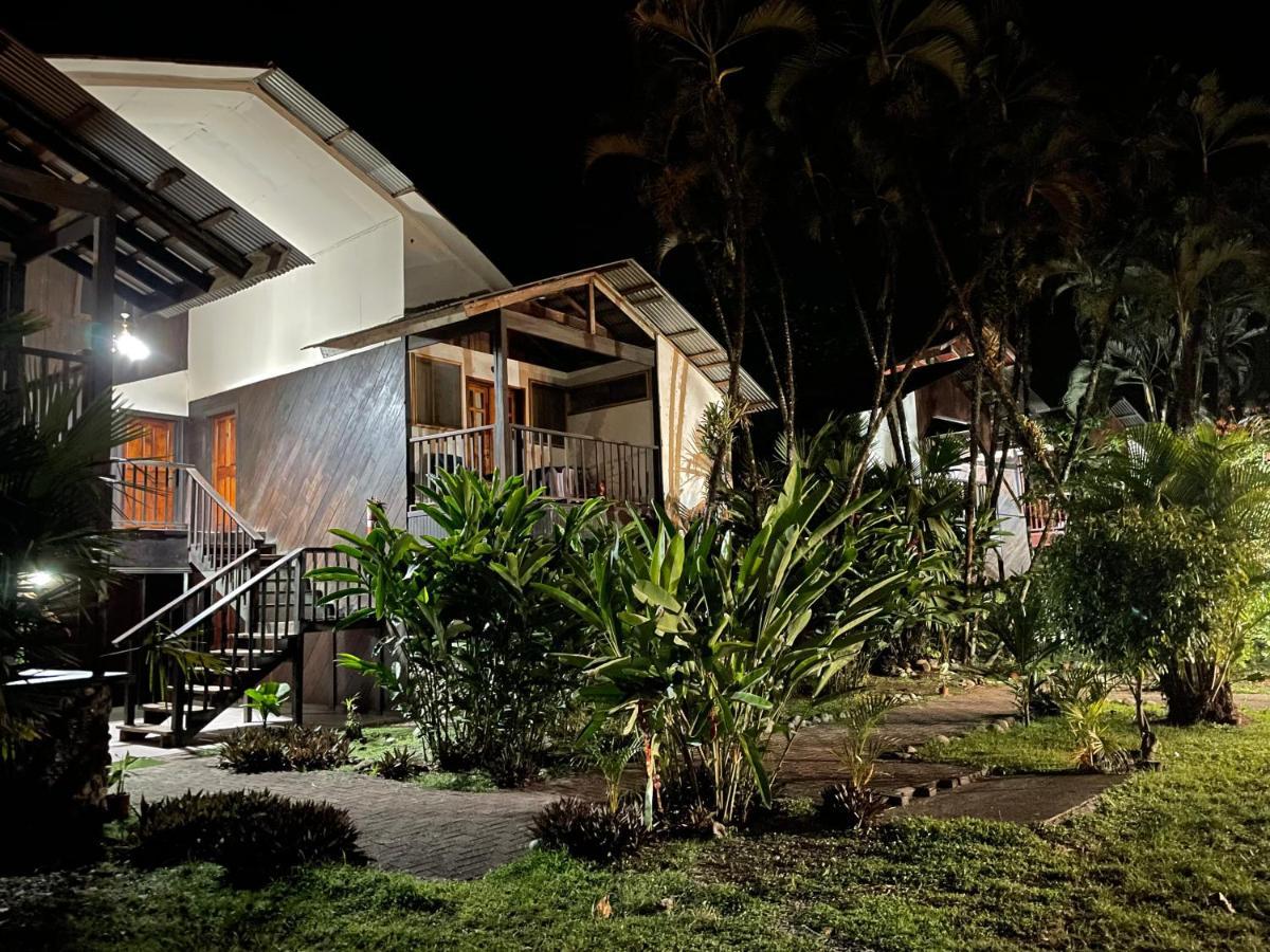Perla Negra Beachfront Puerto Viejo de Talamanca Bagian luar foto
