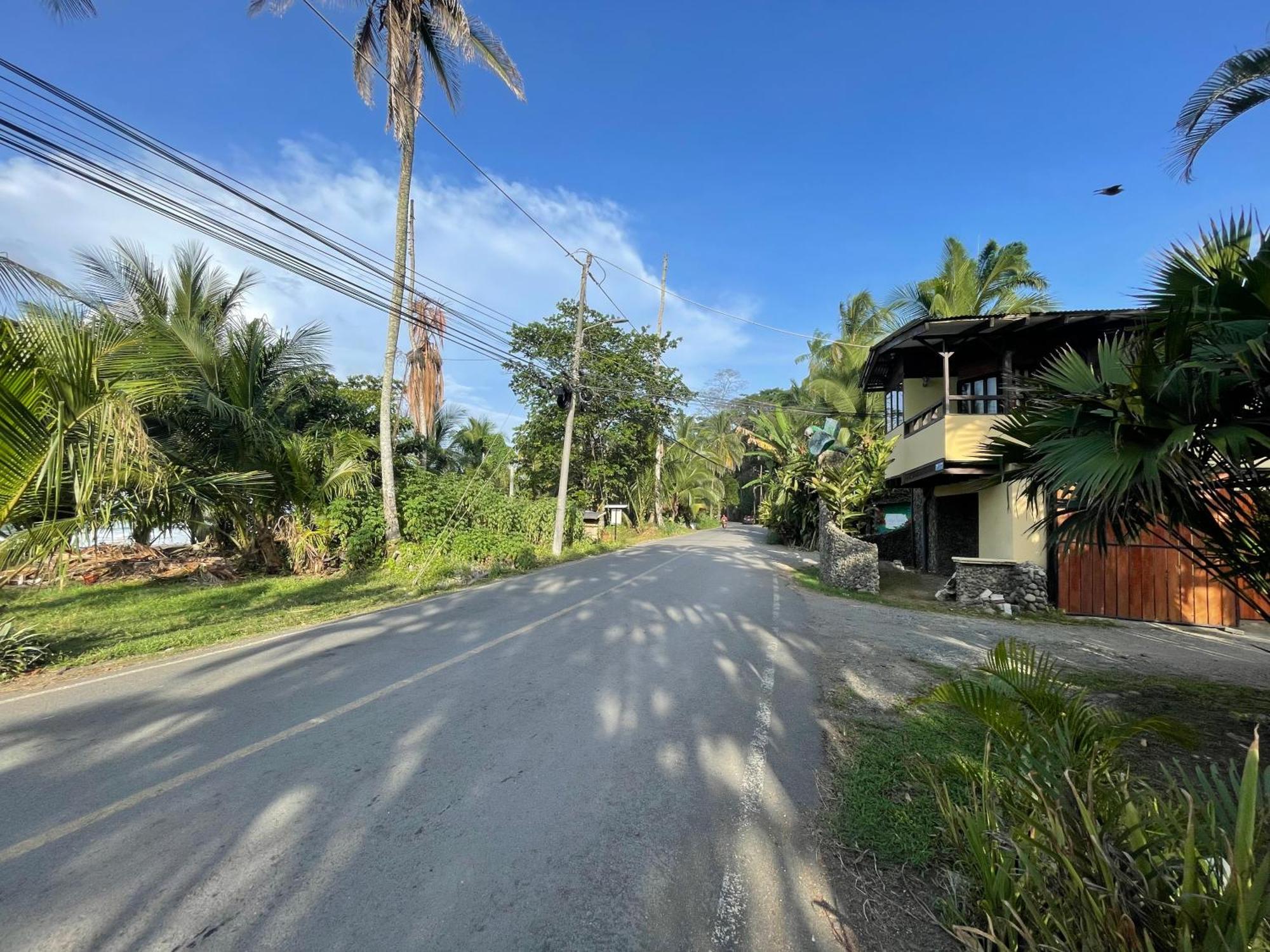 Perla Negra Beachfront Puerto Viejo de Talamanca Bagian luar foto