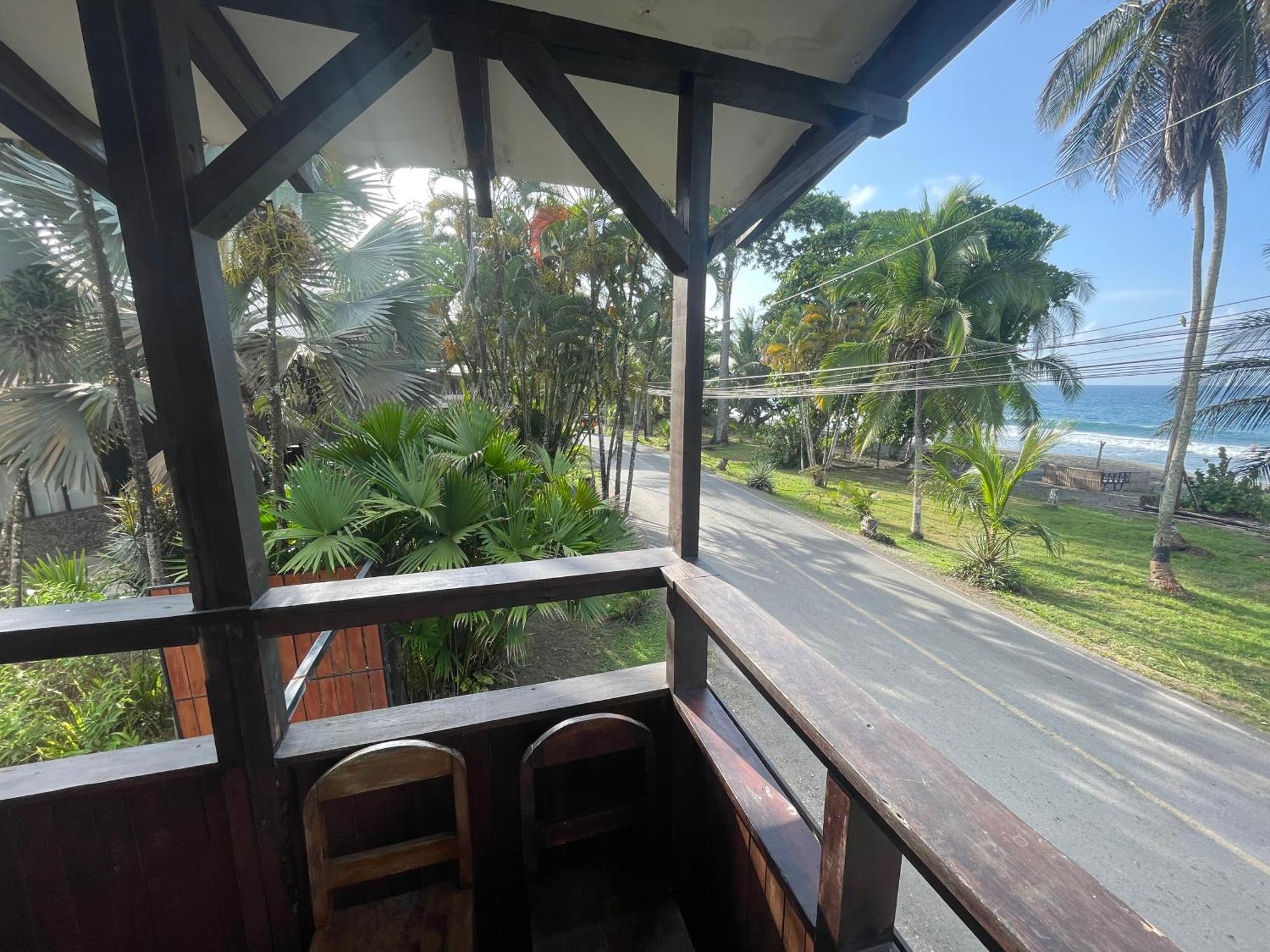 Perla Negra Beachfront Puerto Viejo de Talamanca Bagian luar foto